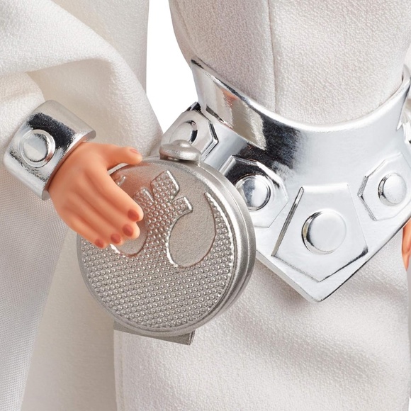 Star Wars x Barbie Princess Leia unopened - Picture 4 of 8